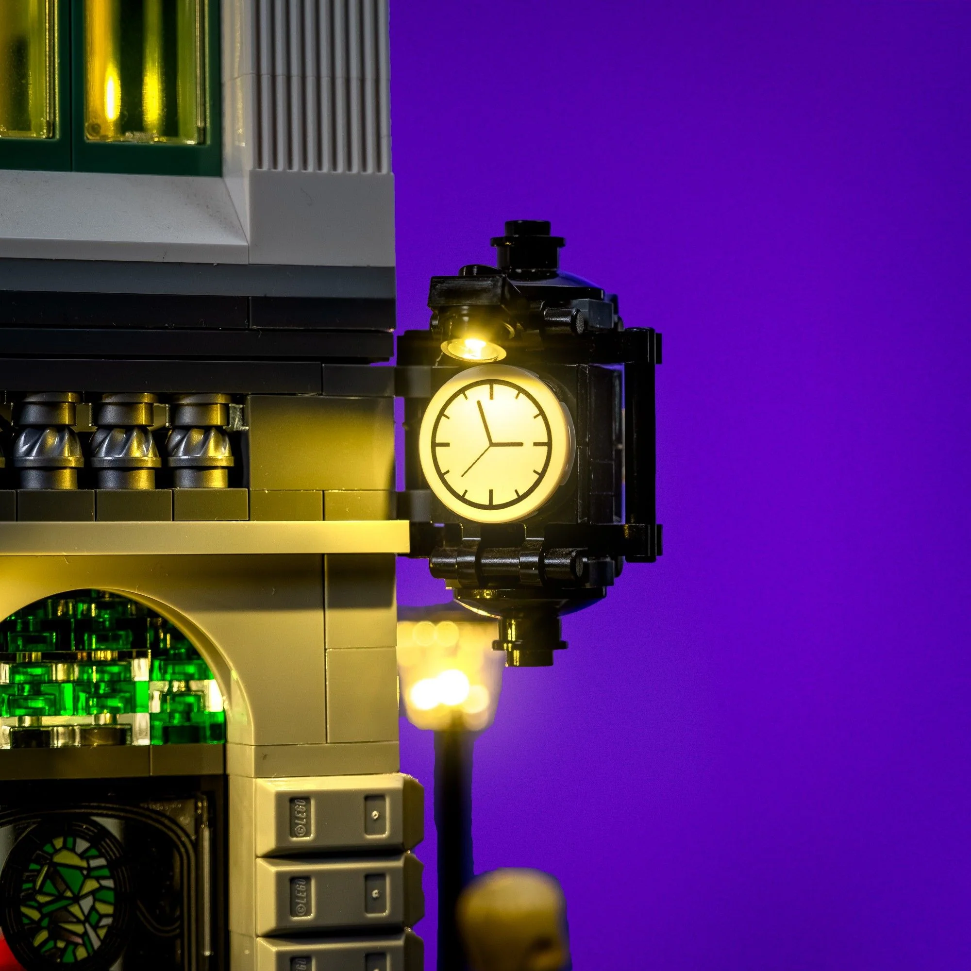 Light Kit for LEGO® Brick Bank #10251 - Image 5