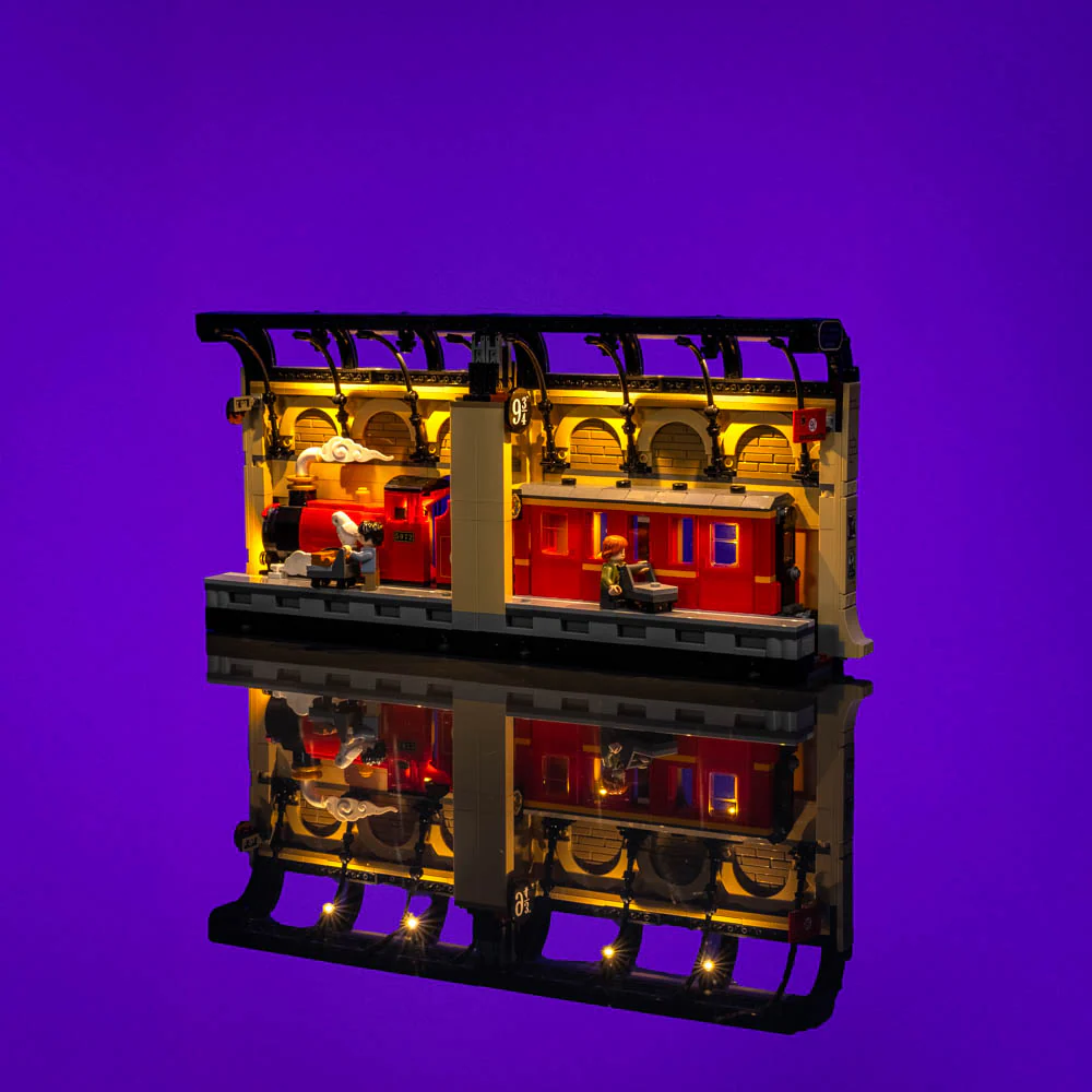 Light Kit for LEGO® Harry Potter™ Book Nook: Hogwarts™ Express #76450 - Image 9